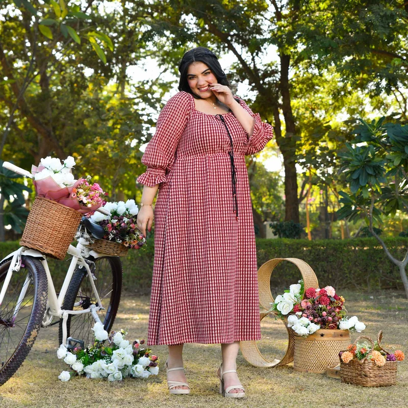 Knitted-Red-Dress-Ananya-SCL_8254-1.webp